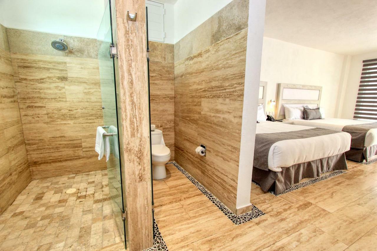 Hotel Splash Inn Alcocer Esterno foto