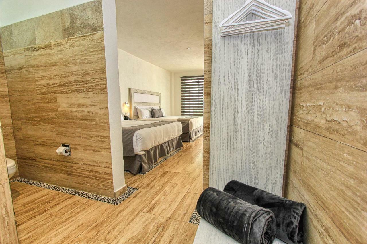 Hotel Splash Inn Alcocer Esterno foto