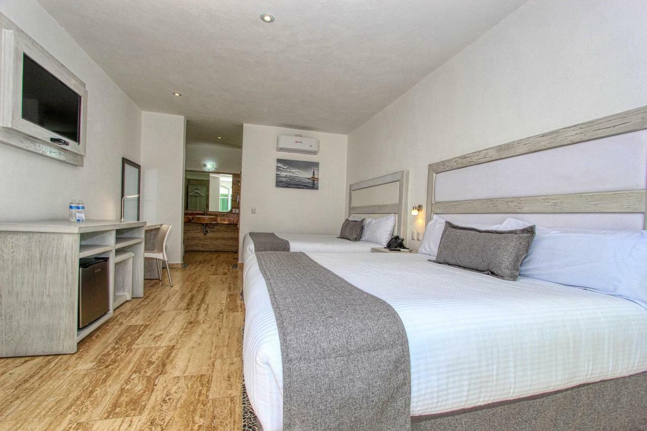 Hotel Splash Inn Alcocer Esterno foto