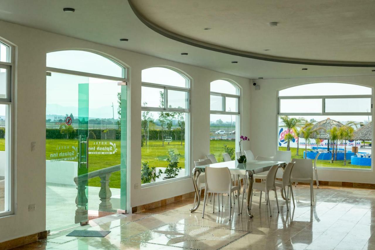Hotel Splash Inn Alcocer Esterno foto